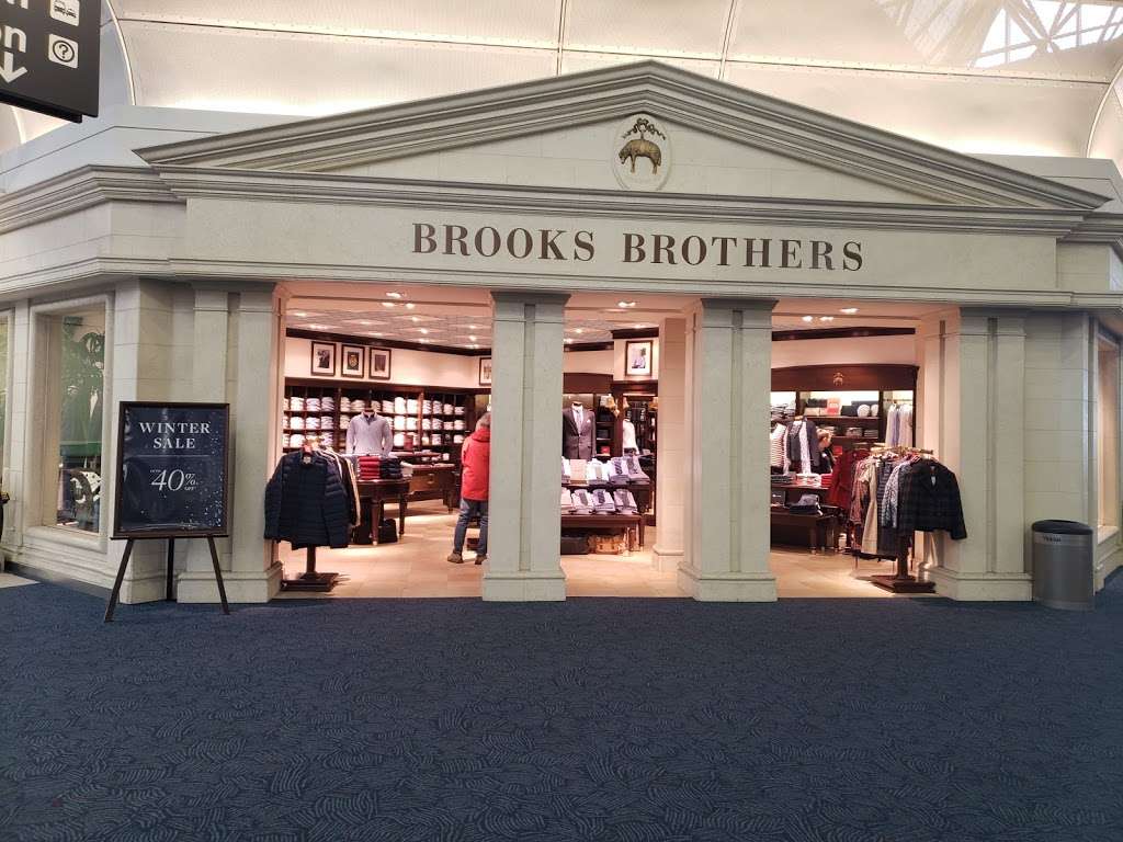 Brooks Brothers | 5300 S Howell Ave, Milwaukee, WI 53207, USA | Phone: (414) 489-1568