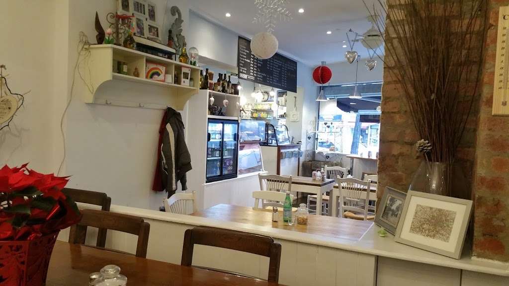 Cafe Florentine | Northfield Ave, London W13 9SJ, UK | Phone: 07491 411401