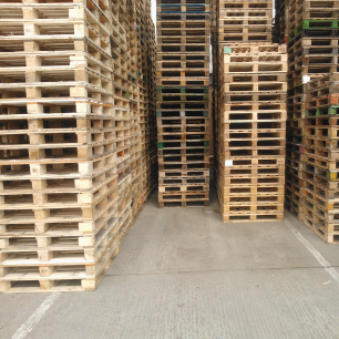 Lloyds Pallet Services Limited | 239 Bullsmoor Lane, Enfield, Waltham Cross, Middlesex EN1 4SB, UK | Phone: 020 8144 8000