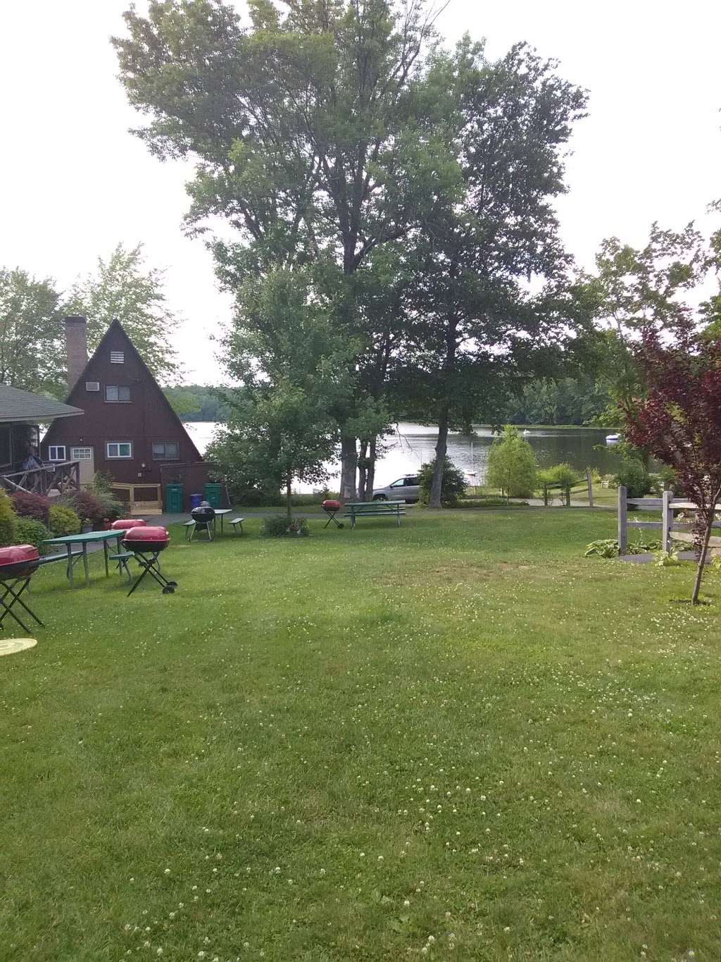 Pine Grove Cottages | 25 Milanville Rd, Beach Lake, PA 18405, USA | Phone: (570) 729-8522