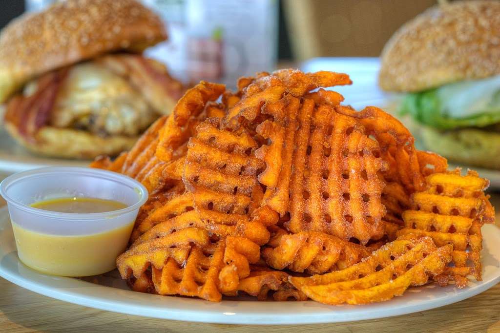 Burger Craze | 2096 NE 2nd St, Deerfield Beach, FL 33441 | Phone: (954) 596-5949