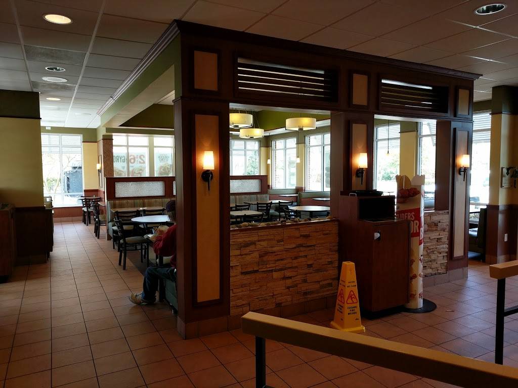 Arbys | 225 Hillcrest Pkwy, Chesapeake, VA 23322, USA | Phone: (757) 421-2191