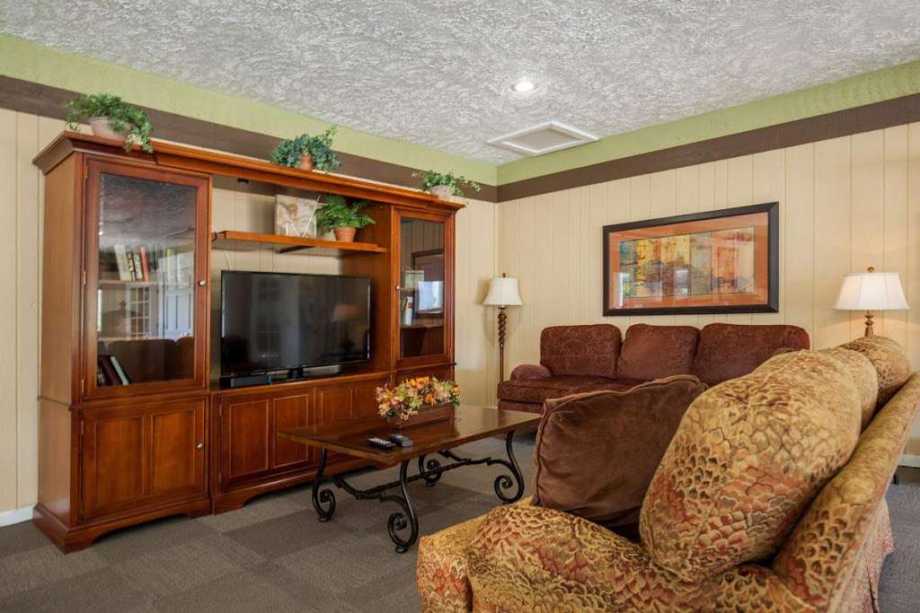Eagle Creek Apartments | 1303, 4061 Eagles Roost Dr, Indianapolis, IN 46234, USA | Phone: (855) 508-8859