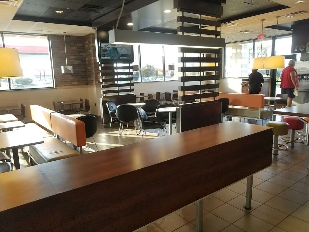 McDonalds | 6676 MO-13, Higginsville, MO 64037, USA | Phone: (660) 584-8899