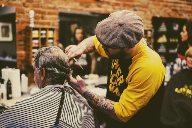 Barber On 24th | 2401 Lombard St, Philadelphia, PA 19146, USA | Phone: (215) 732-7797