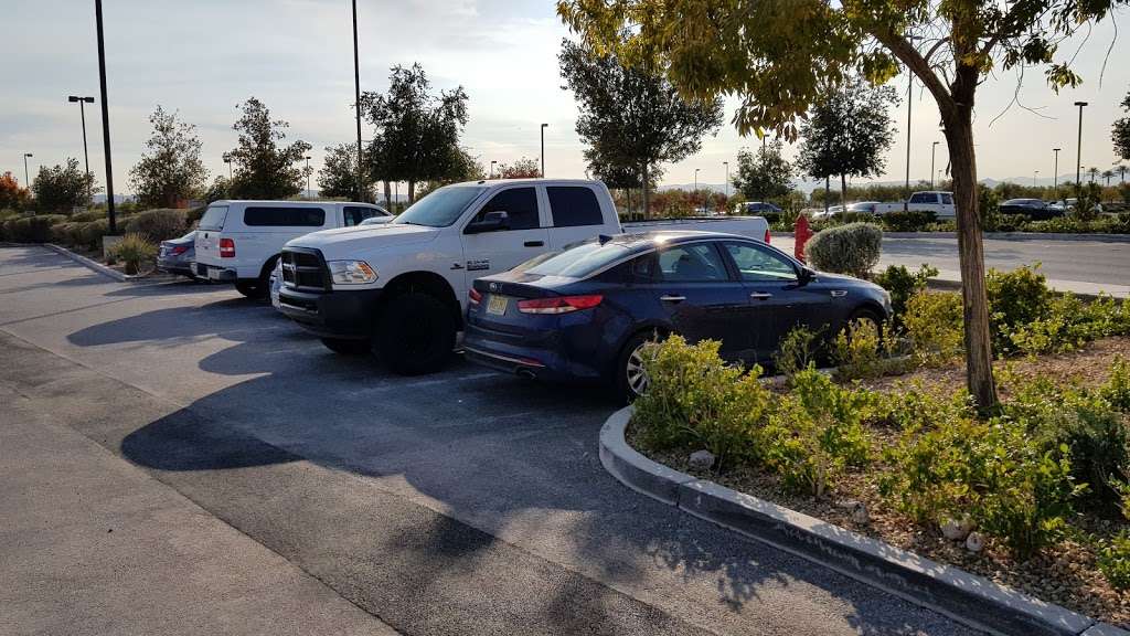 Sunglass Hut | 8200 Dean Martin Dr, Las Vegas, NV 89139, USA | Phone: (702) 730-5262