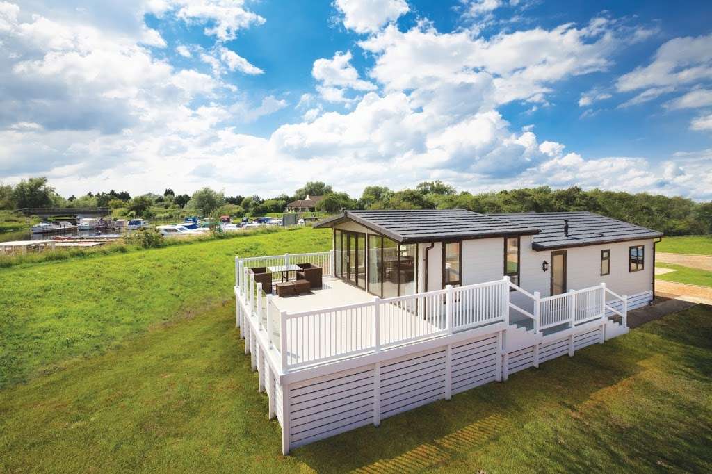 The Dream Lodge Group | Unit 1, Mead Way, Dunmow Rd, Bishops Stortford CM22 7TG, UK | Phone: 0844 414 8080