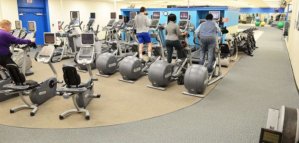 Paul Henson Family YMCA | 4200 W 79th St, Prairie Village, KS 66208, USA | Phone: (913) 642-6800