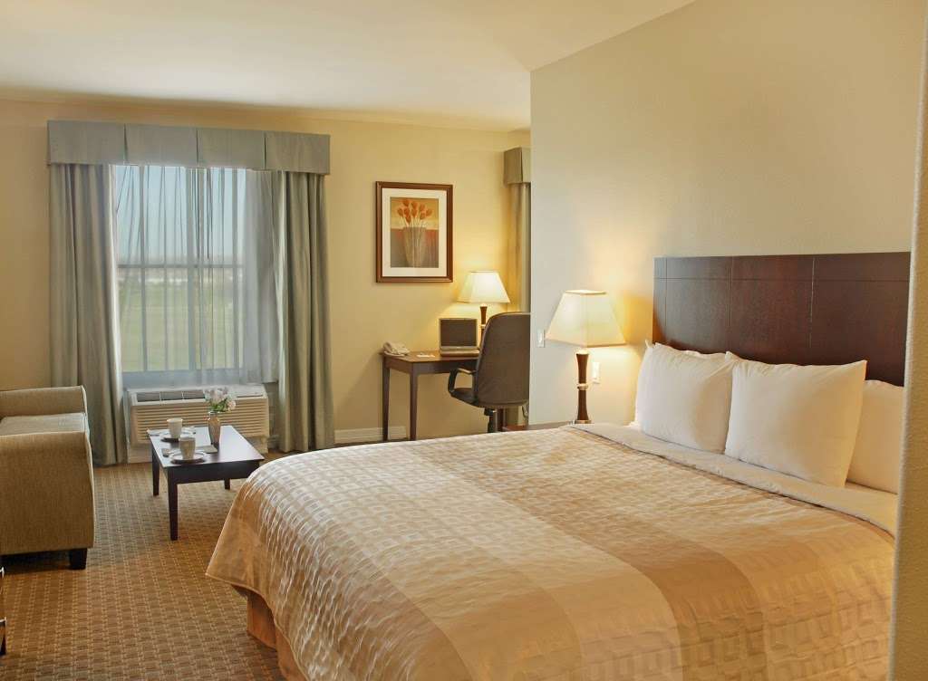 Best Western Sugarland Inn | 6330 E Riverpark Dr, Sugar Land, TX 77479 | Phone: (281) 232-0680