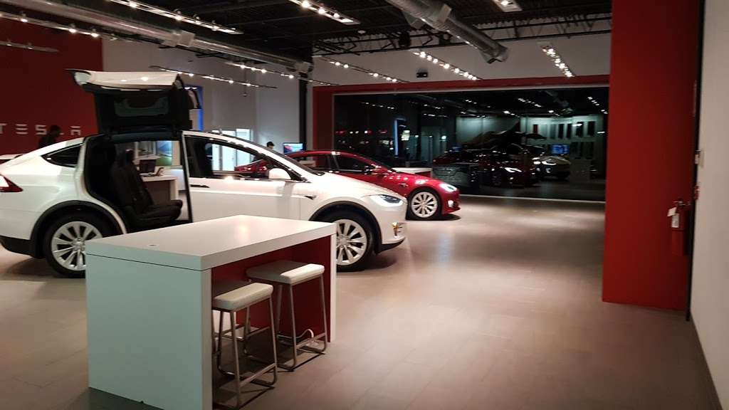 Tesla Service, Sales and Supercharger | 530 NJ-17, Paramus, NJ 07652, USA | Phone: (201) 225-2544