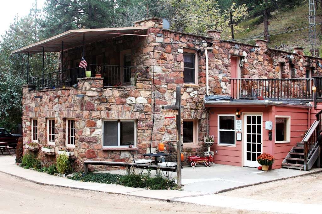 Boulder Adventure Lodge (A-Lodge) | 91 Fourmile Canyon Dr, Boulder, CO 80302, USA | Phone: (303) 444-0882