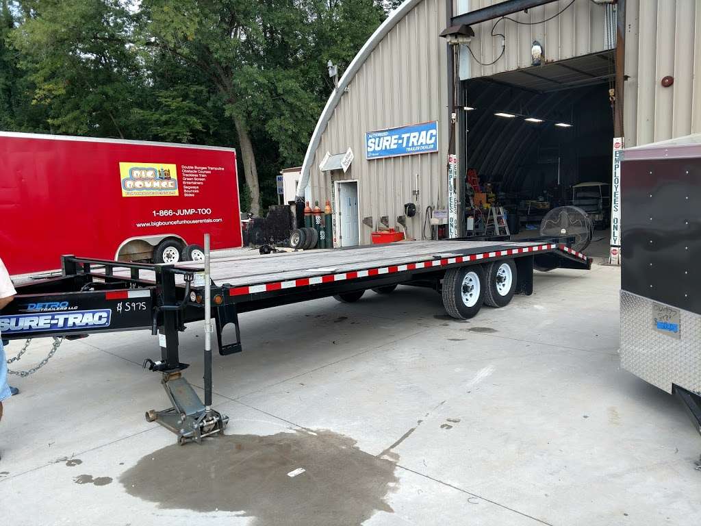 Detro Trailer Sales | 7080 N US Hwy 231, Bainbridge, IN 46105 | Phone: (765) 522-6277