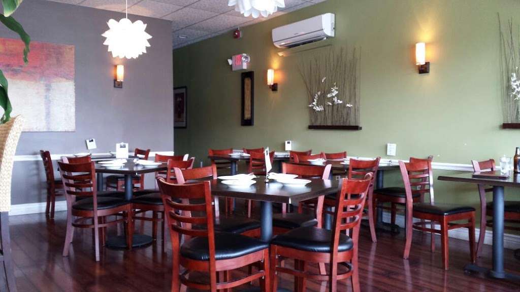 Lotus Fine Thai | 175 Eddie Dowling Hwy, North Smithfield, RI 02896, USA | Phone: (401) 290-7103