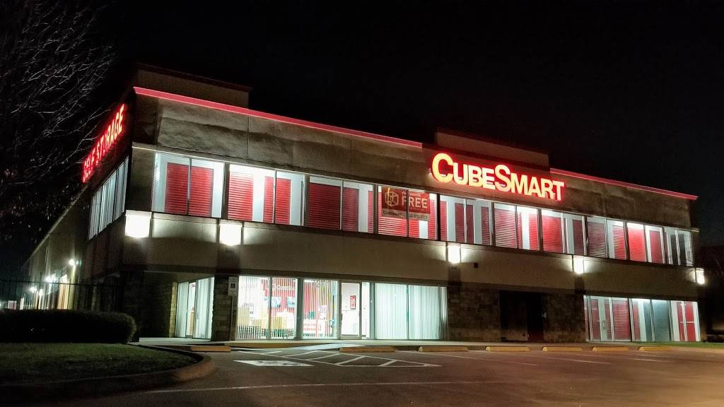 CubeSmart Self Storage | 7201 North Fwy, Fort Worth, TX 76131, USA | Phone: (817) 232-7883