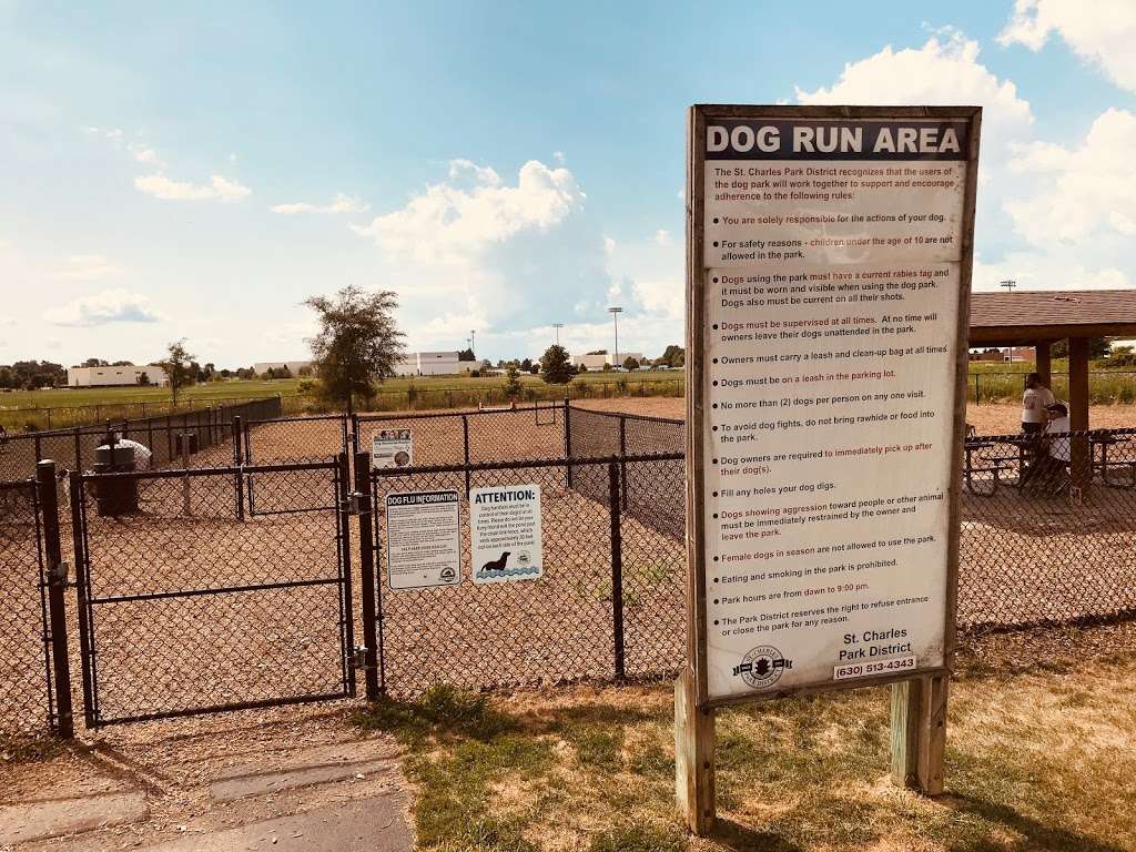 East Side Sports Complex Dog Park | St. Charles, IL 60174