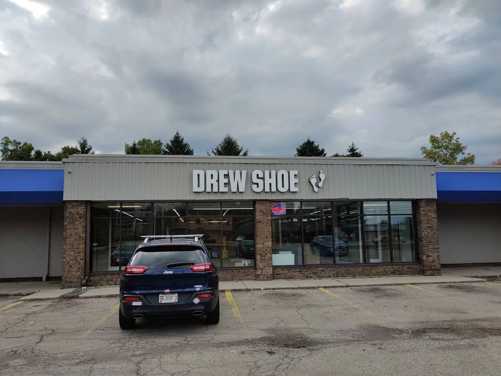 Drew Shoe Factory Outlet | 4141 E Broad St, Columbus, OH 43213, USA | Phone: (614) 754-8972