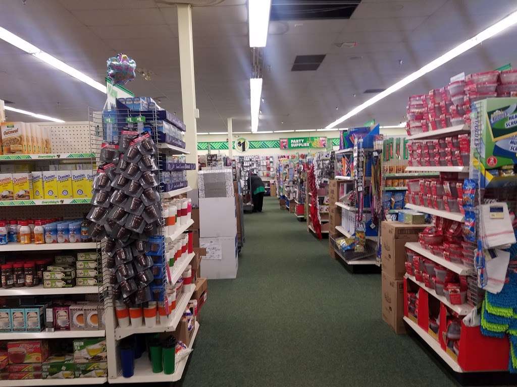 Dollar Tree | 1402 E Algonquin Rd, Algonquin, IL 60102, USA | Phone: (847) 658-1498