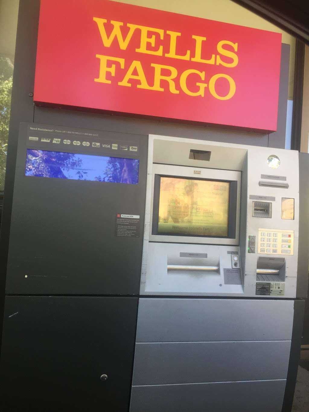 Wells Fargo Bank | 9800 San Pablo Ave, El Cerrito, CA 94530, USA | Phone: (510) 524-3610