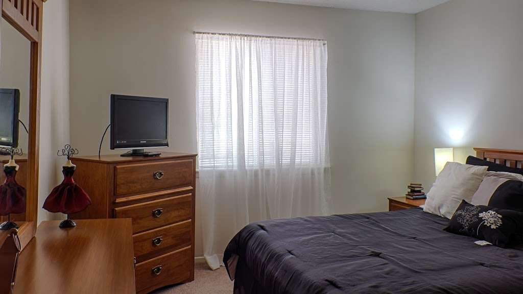 Somerset Apartments | 1400 Ventura Way Dr, Charlotte, NC 28213, USA | Phone: (704) 597-8146