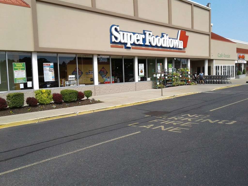 Super Foodtown of Ocean | 1560 State Highway 35, Ocean Township, NJ 07712, USA | Phone: (732) 784-4142