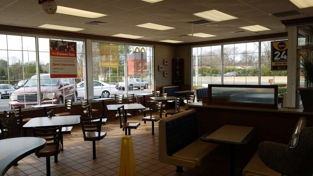 McDonalds | 13500 H G Trueman Rd, Solomons, MD 20688, USA | Phone: (410) 326-2435