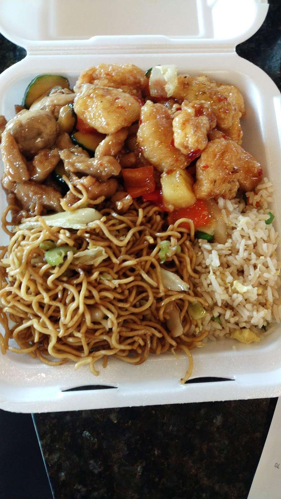 Panda Express | 26529 Golden Valley Rd, Santa Clarita, CA 91350 | Phone: (661) 284-3011