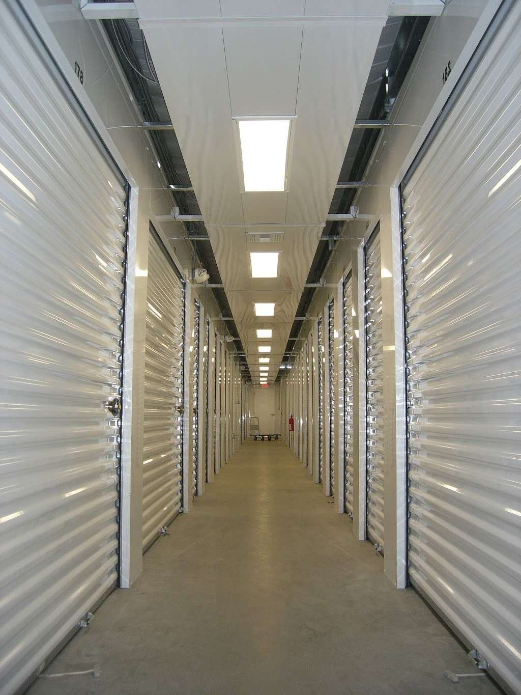 Middlesex Self Storage | 5249 Bordentown Ave, Sayreville, NJ 08872, USA | Phone: (732) 238-3588