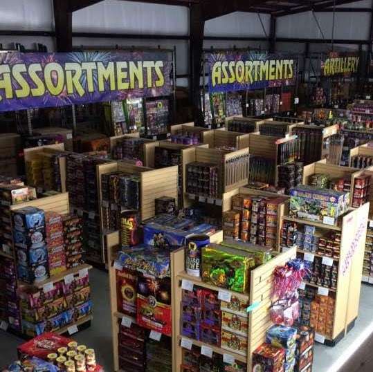 Pyro S Paradise Inc 7575 Se Shoshone Dr Holt Mo 64048 Usa