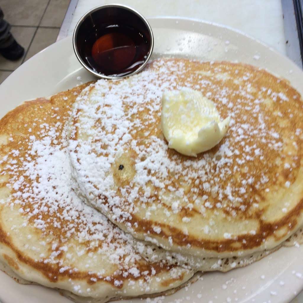 Ollies Diner | 802 High St, Cumberland, RI 02864, USA | Phone: (401) 305-3113