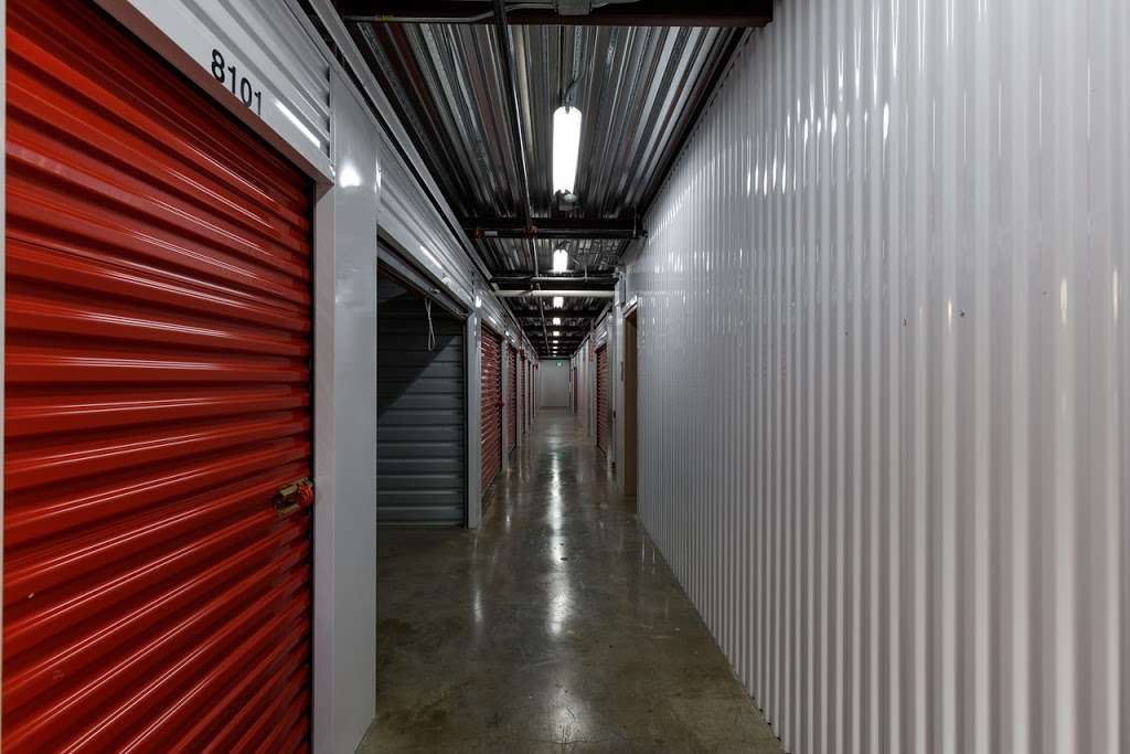 Next Door Self Storage | 1910 E Algonquin Rd, Algonquin, IL 60102 | Phone: (847) 658-3033