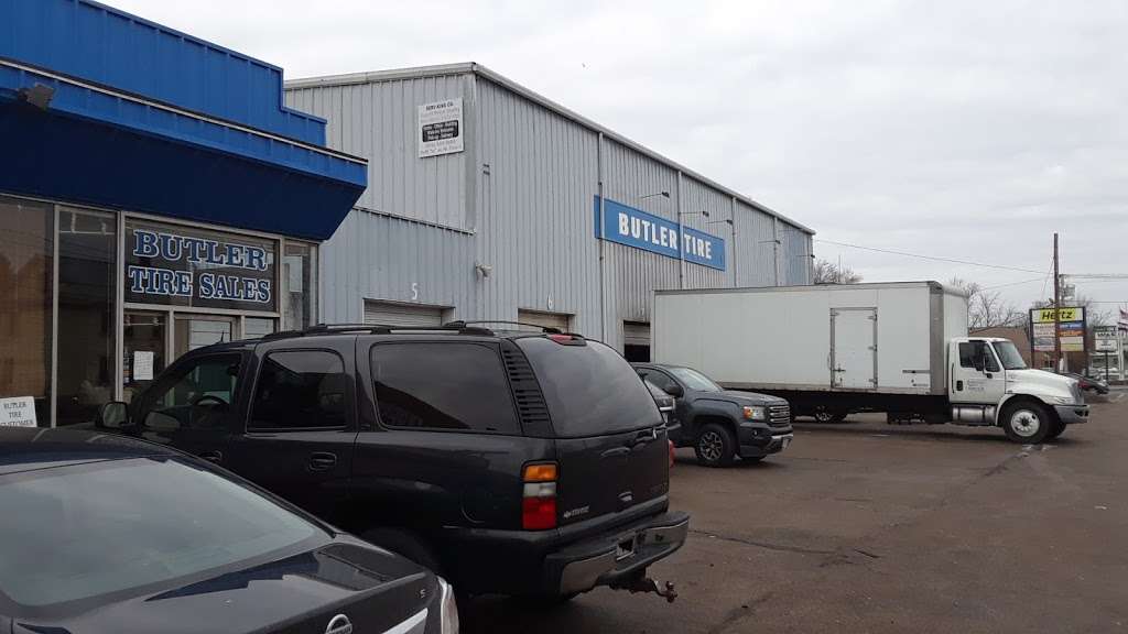 Butler Tire Sales | 404 E Washington St # 1, North Attleborough, MA 02760, USA | Phone: (508) 695-0681