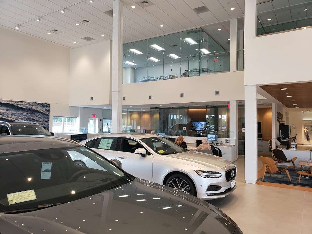 Volvo Cars Plymouth | 500 Colony Pl, Plymouth, MA 02360, USA | Phone: (508) 830-5600