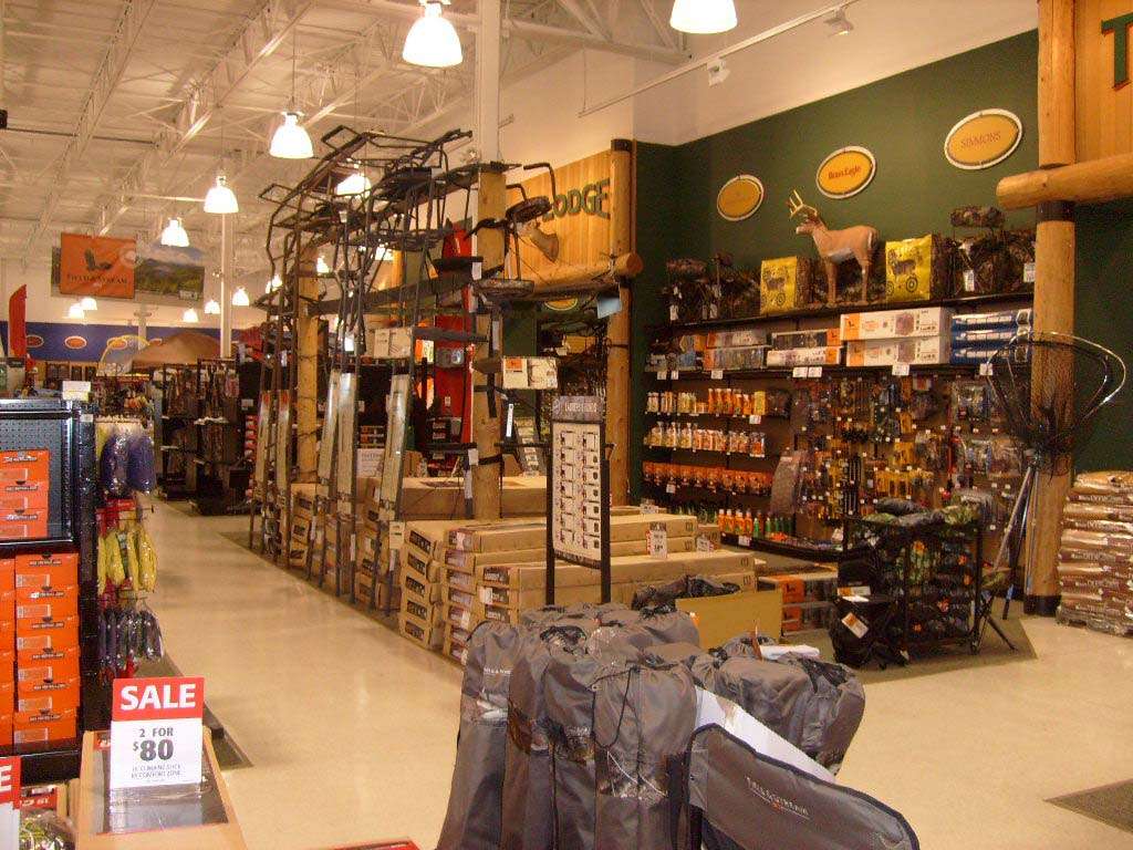 DICKS Sporting Goods | 1360 S Washington St, North Attleborough, MA 02760, USA | Phone: (508) 699-8475