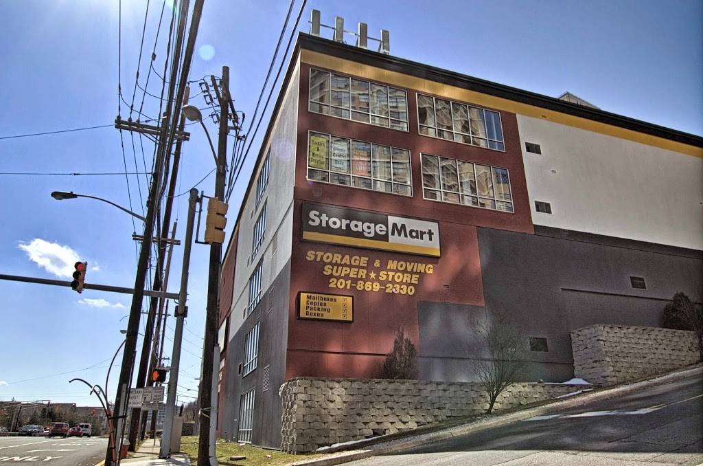 StorageMart | 6700 River Rd, West New York, NJ 07093, USA | Phone: (201) 869-2330