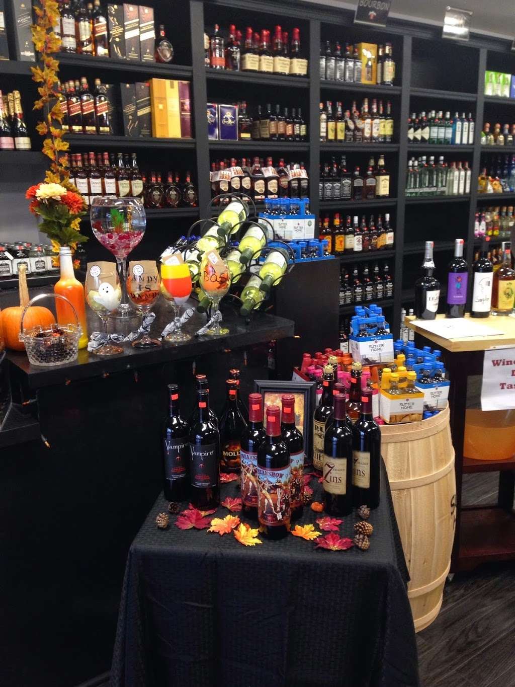 Neighborhood Wine & Spirits | 407 S Plank Rd, Newburgh, NY 12550, USA | Phone: (845) 563-0462