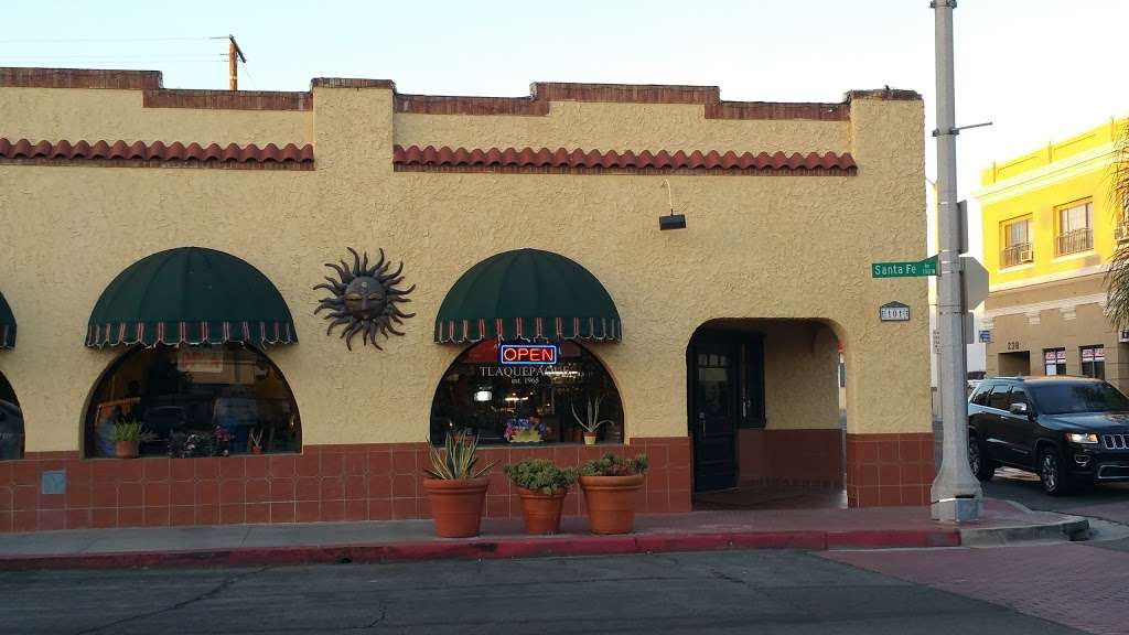 Tlaquepaque Restaurant | 101 W Santa Fe Ave, Placentia, CA 92870, USA | Phone: (714) 528-0110