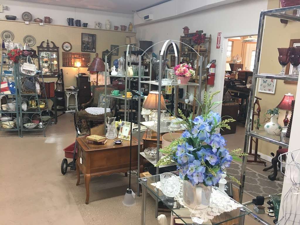 KT Antiques | 5614 2nd St, Katy, TX 77493 | Phone: (281) 391-2299