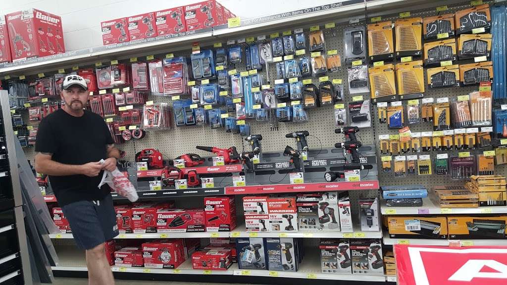 Harbor Freight Tools | 2104 US Hwy 70 SE, Hickory, NC 28602, USA | Phone: (828) 323-1067