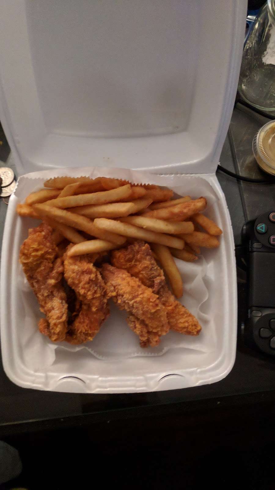 Goldens Fish & Chicken | 5102 E Washington St, Indianapolis, IN 46219, USA | Phone: (317) 375-7550