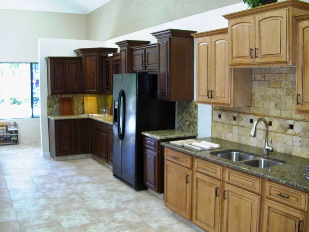 Southeast Volusia Building and Remodeling d/b/a Volusia Kitchen  | 223 N Ridgewood Ave, Edgewater, FL 32132, USA | Phone: (386) 428-0303