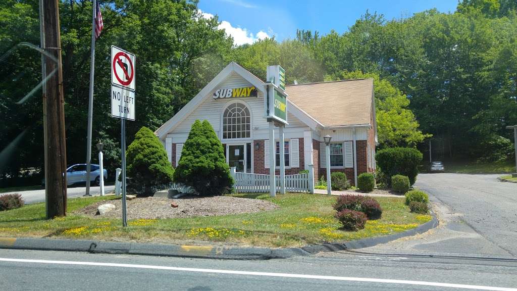 Subway | 632 Danbury Rd, Ridgefield, CT 06877, USA | Phone: (203) 894-1000