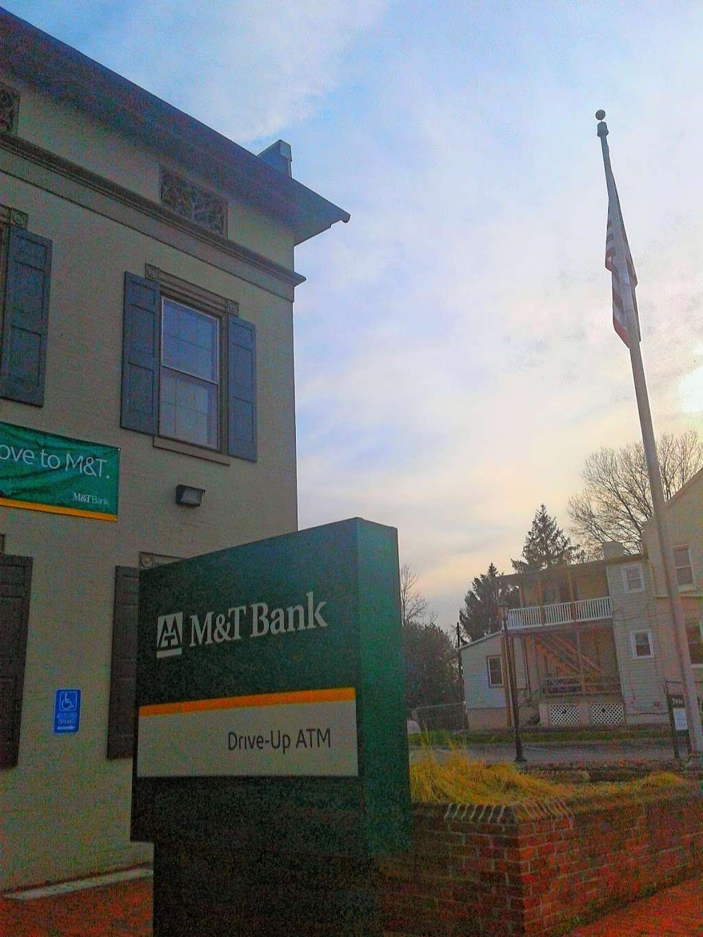 M&T Bank | 14 W Potomac St, Williamsport, MD 21795, USA | Phone: (301) 223-7601