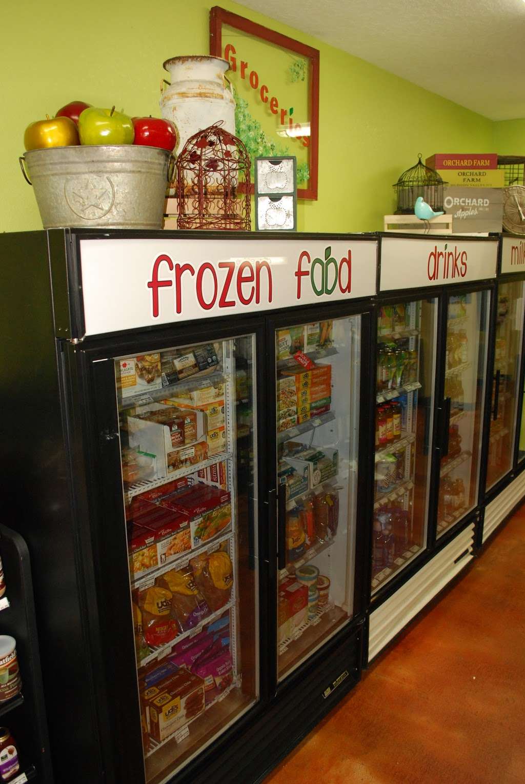 The Green Apple Health Foods | 175 S Rolling Acres Rd, Lady Lake, FL 32159, USA | Phone: (352) 350-2191