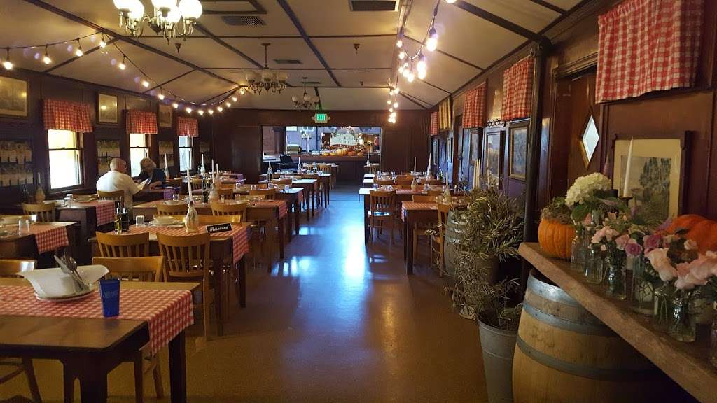 Union Hotel Restaurant & Cafe | 3731 Main St, Occidental, CA 95465, USA | Phone: (707) 874-3555