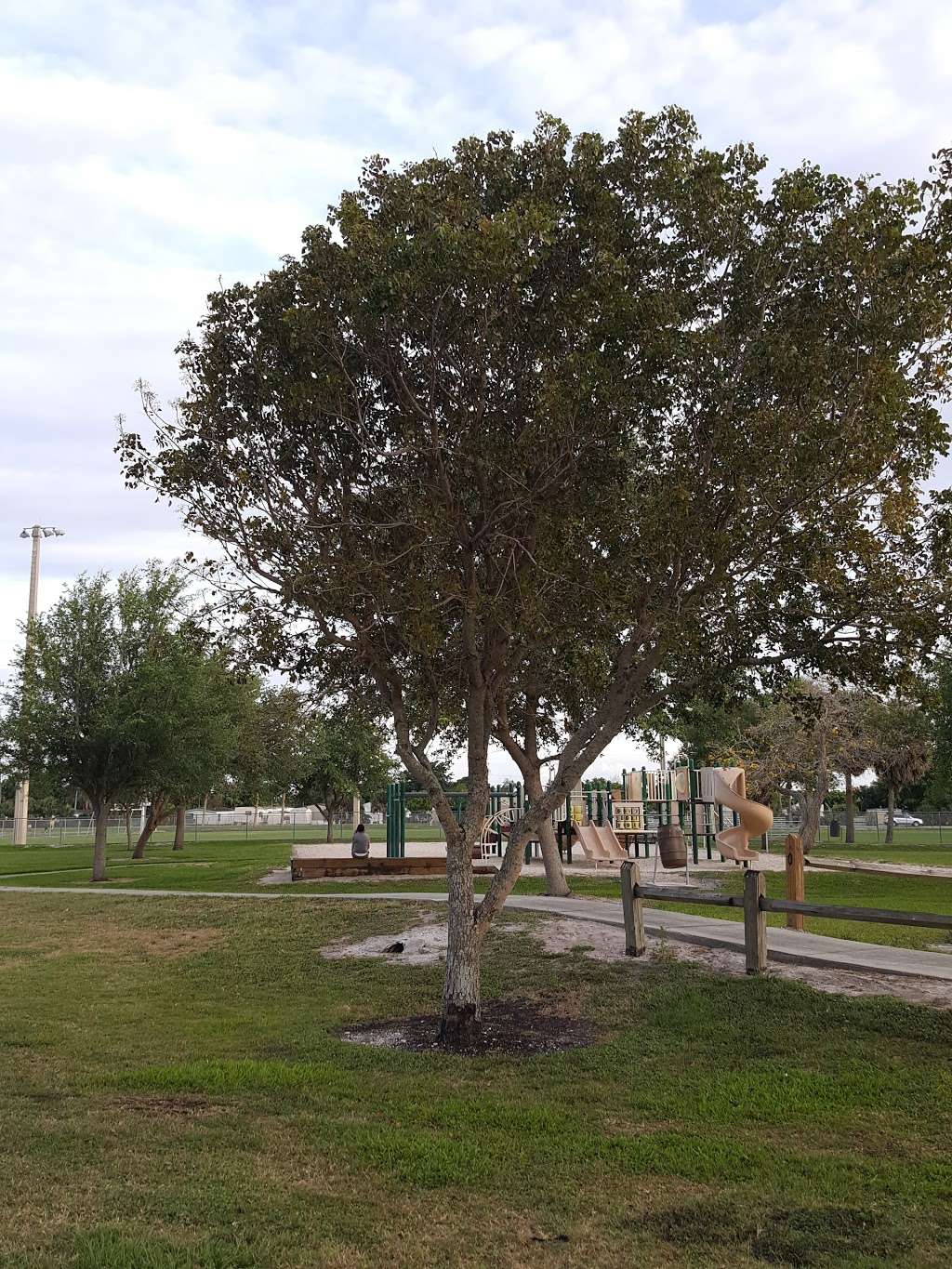 Glades Pioneer Park | 866 SW 16th St, Belle Glade, FL 33430, USA | Phone: (561) 966-6600