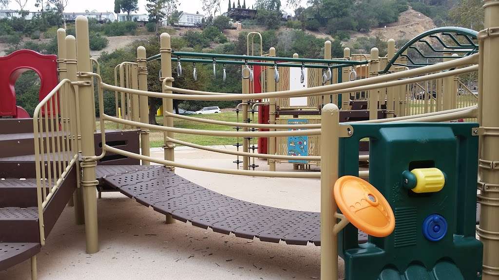 Temescal Canyon Park | 15900 Pacific Coast Hwy, Pacific Palisades, CA 90272, USA | Phone: (310) 836-1040