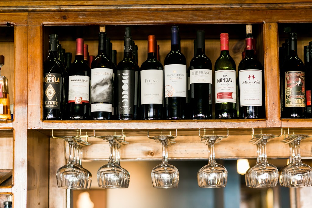 The Cove | 5301 Hwy 557, Clover, SC 29710, USA | Phone: (803) 831-5455