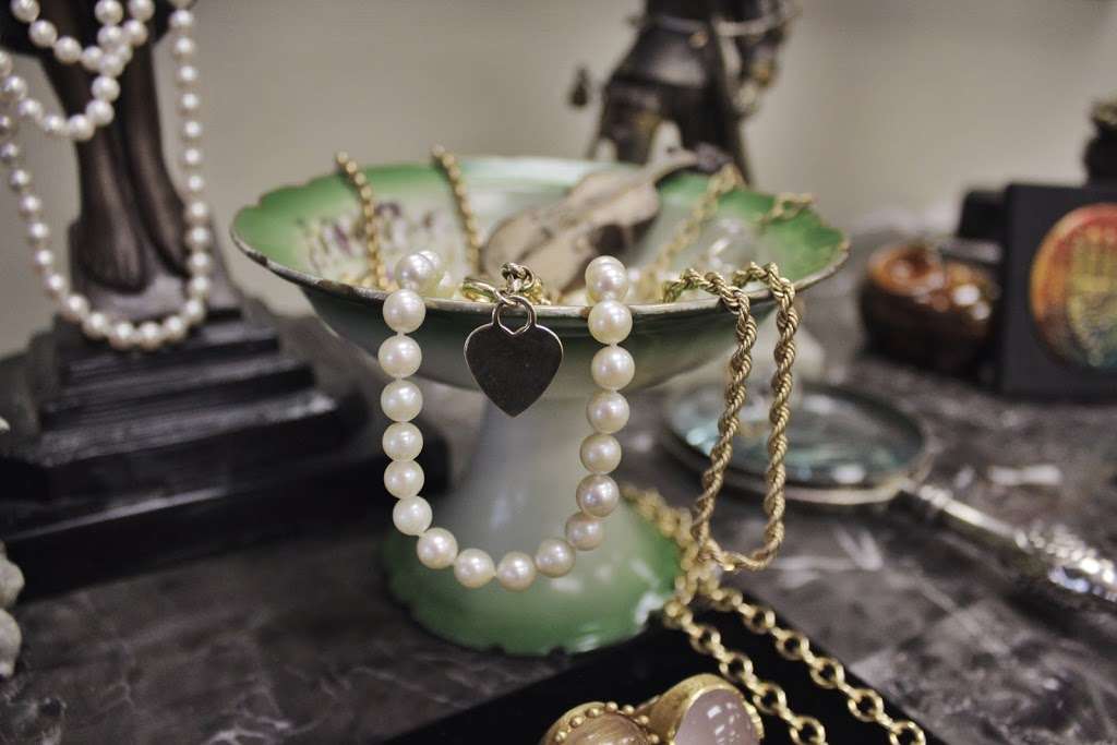 Caspis Jewelry | 337 N Fairfax Ave, Los Angeles, CA 90036, USA | Phone: (323) 653-3435