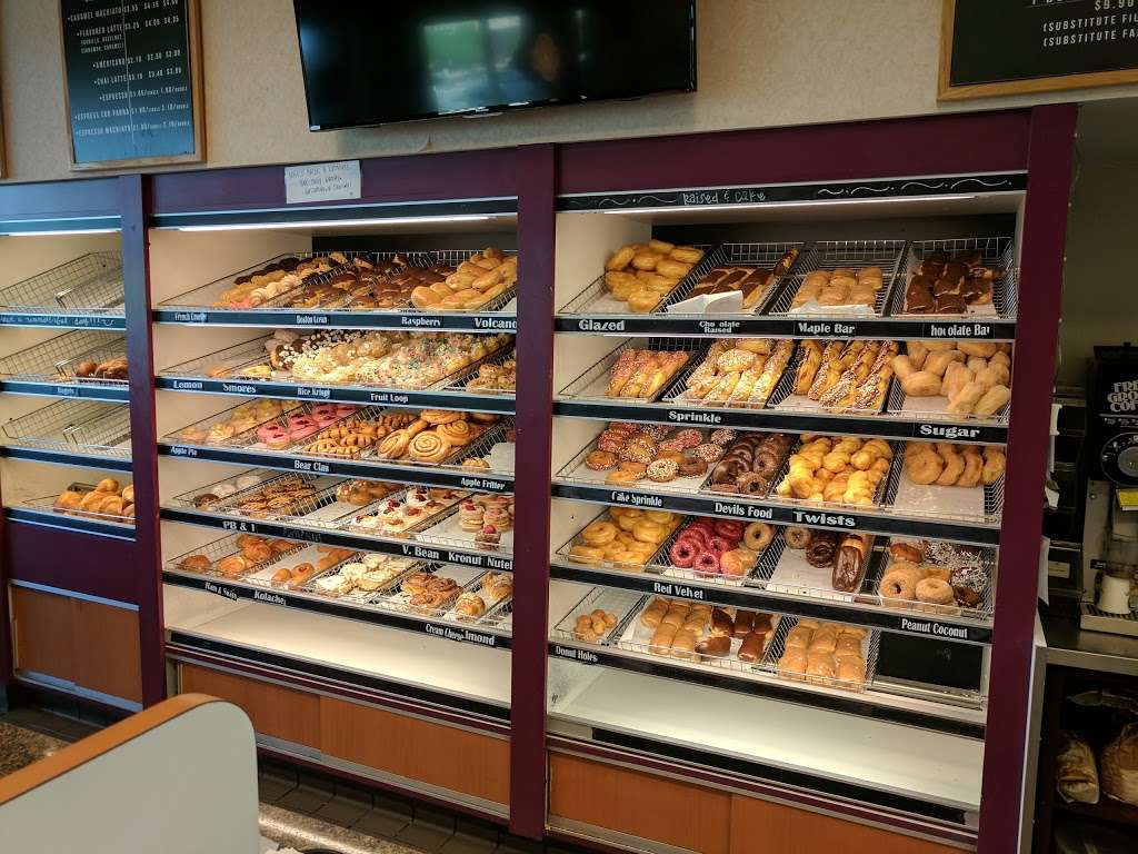 Donutsville | 8275 W Lake Pleasant Pkwy, Peoria, AZ 85382, USA | Phone: (623) 825-4406