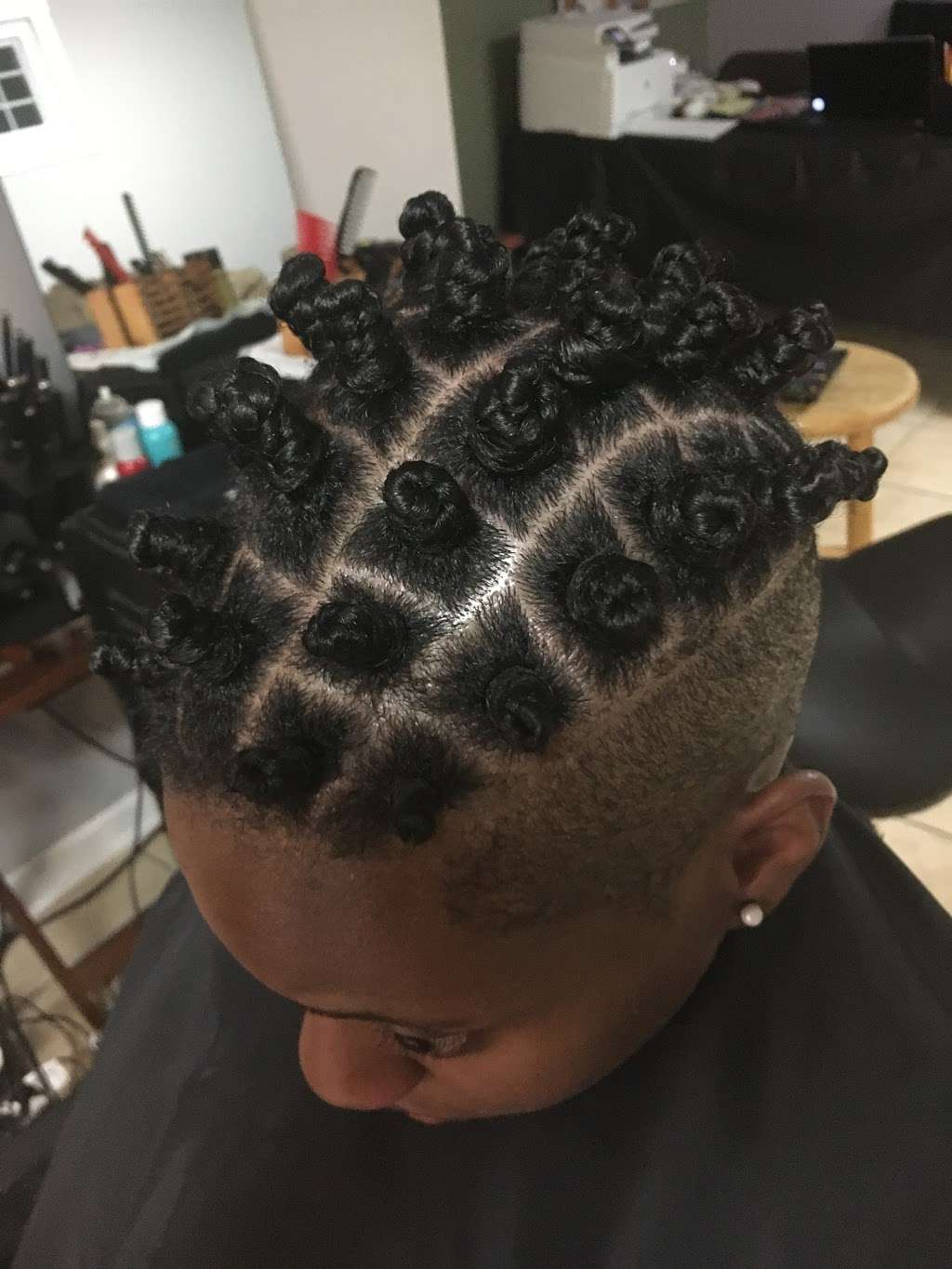 Pazzion Hair Studio | 6405 Brightlea Dr, Lanham, MD 20706, USA | Phone: (301) 306-9131